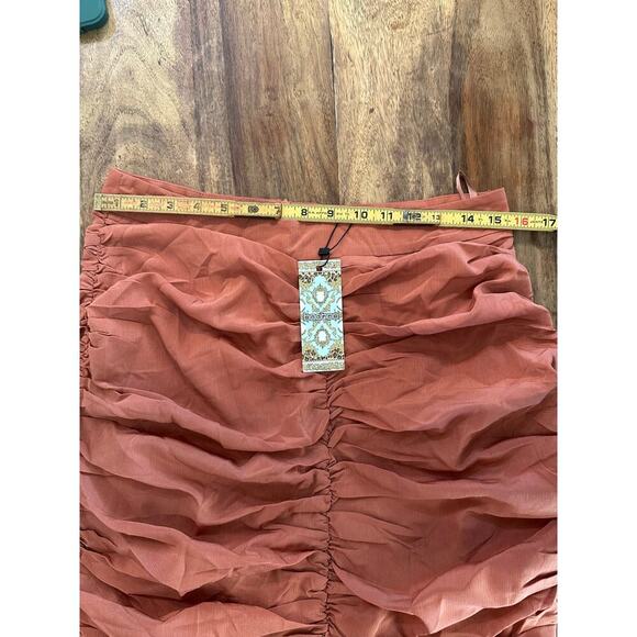 NWT Boohoo Brown Ruched Front Pep Hem Midi Skirt Size 10 - Picture 8 of 9
